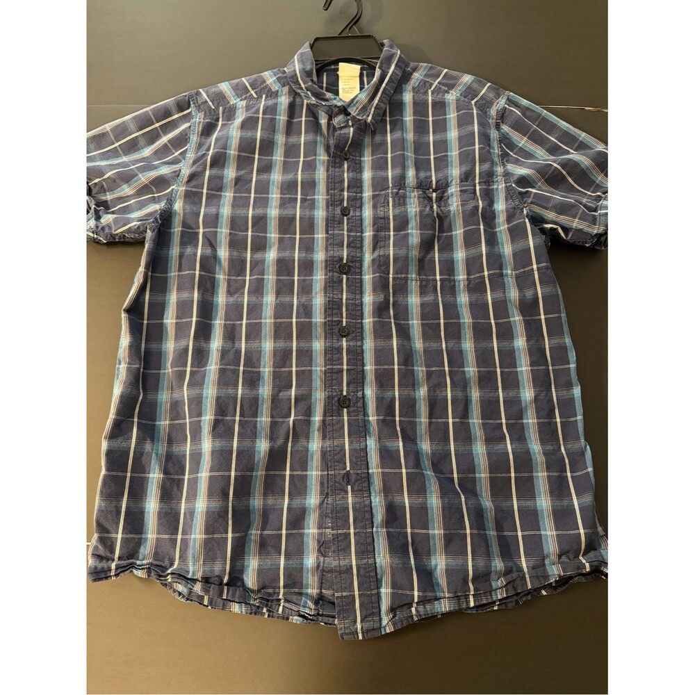 The North Face Men's Navy Blue Plaid Short-Sleeve Button-Down Shirt